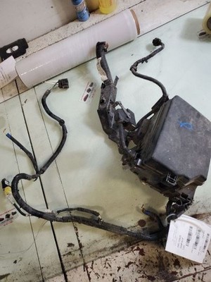 Fuse Box Engine Sedan Fits 14-19 COROLLA 