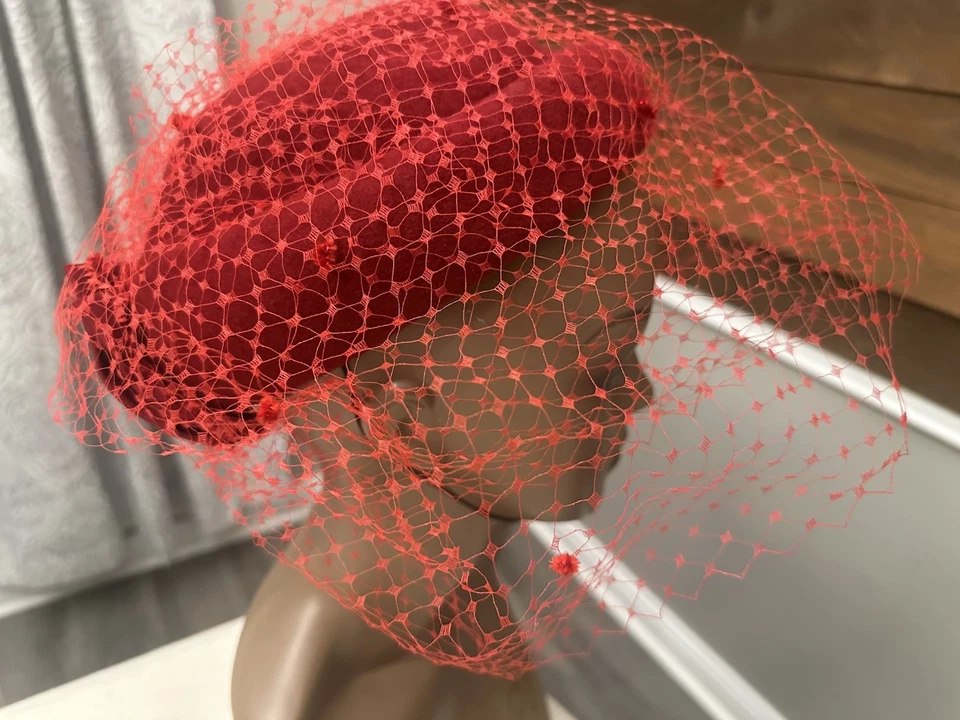 Pill Hat with Veil Angiolo Frasconi Made In Italy Rabbit Hair - Image 3 of 4