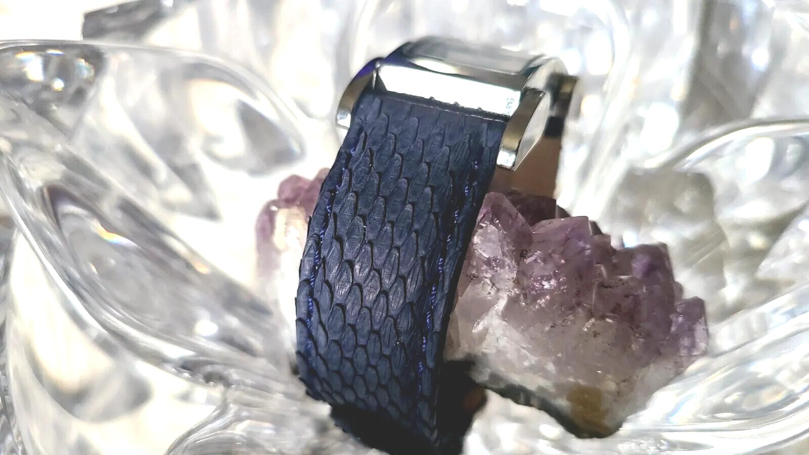 Croton Silver-Tone Blue Python Leather Quartz Wom… - image 9