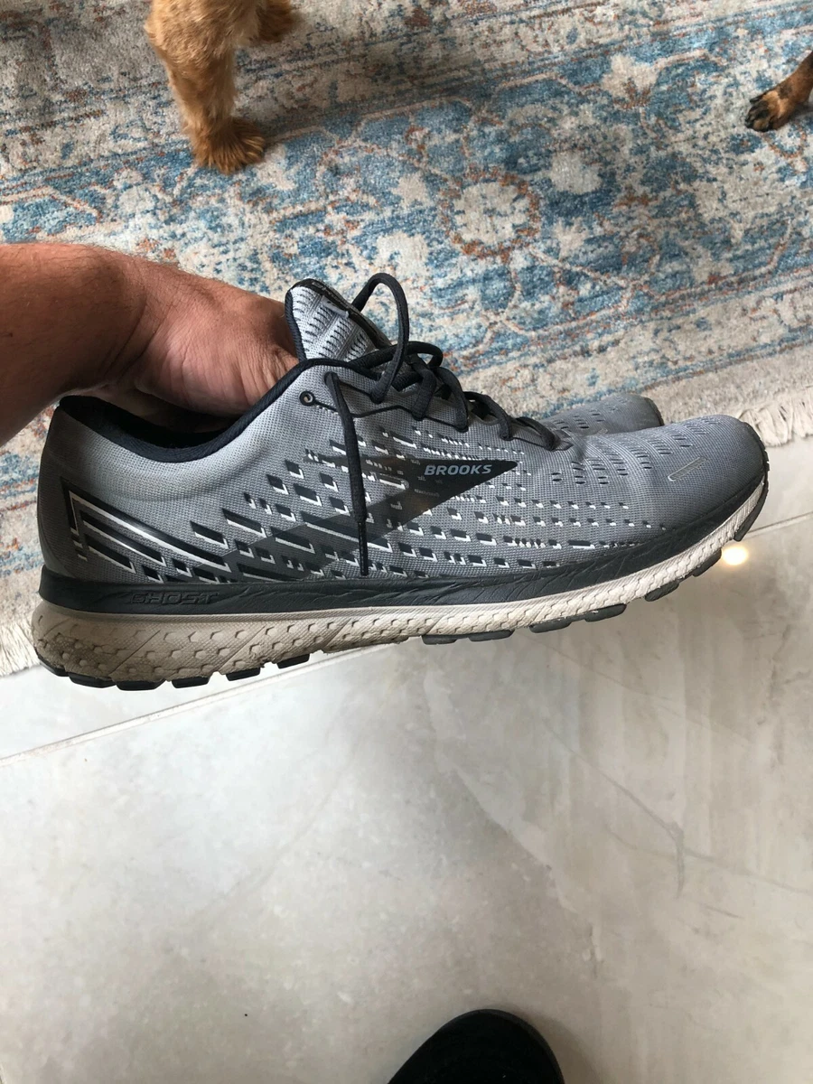 Used brooks running clearance shoes