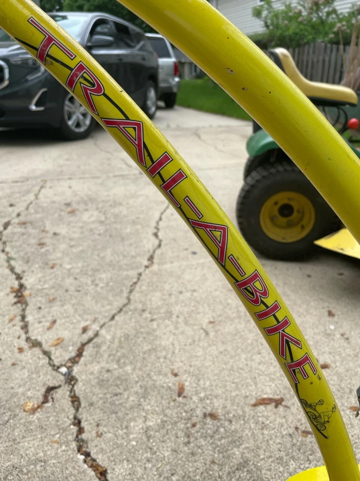 Remolque Adams Trail A Bike One Child amarillo Foto 2 de 4