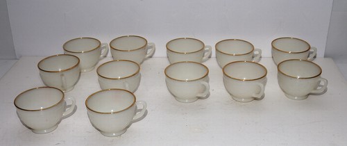 Anchor Hocking Sandwich Ivory Punch Cups Gold Trim Qty: (12) - Picture 2 of 5