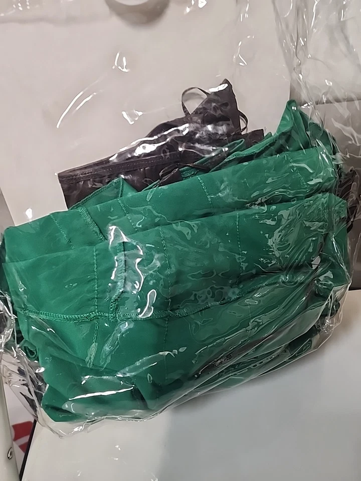 Robyn Da Hood Sexy Bandit Robin Hood Female Adult Halloween Costume Medium - Image 3 of 3