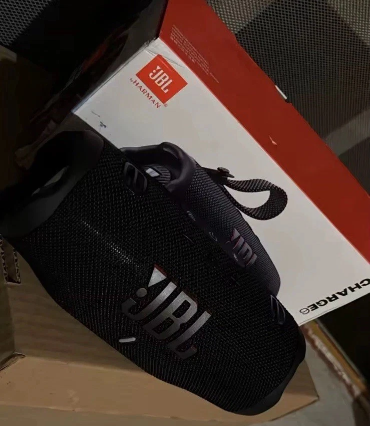 JBL Charge 5 Bluetooth Altoparlante Portatile - Nero - Immagine 4 di 4