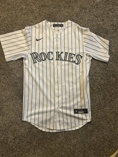 Impromptu Tweet to Kris Bryant Leads to Game-Used Bat and Other Acts of Kindness 22