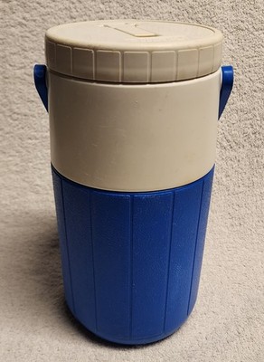 Coleman PolyLite 2 Quart Water Jug Cooler 5590 Spout Blue White