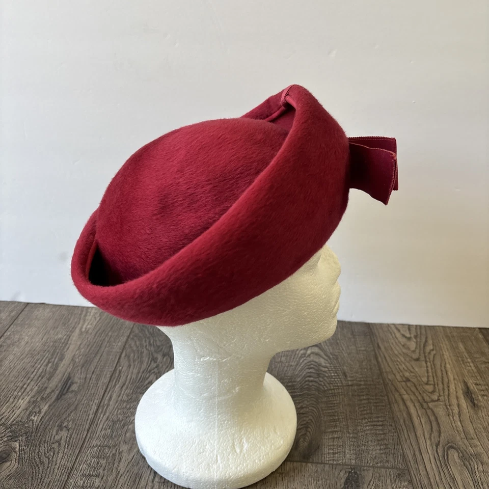 Bullock's Del Amo vintage red velour dress hat MARTINE body made in west Germany - Image 3 of 4