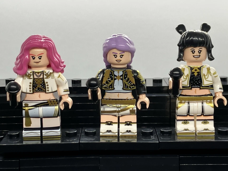 Mira Zoey And Rumi Demon Hunters Custom Mini Figure - Image 2 of 4