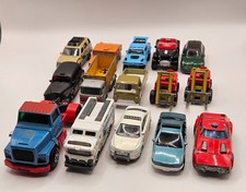 Matchbox Sammlung Nutzfahrzeuge und Jeeps, 15...