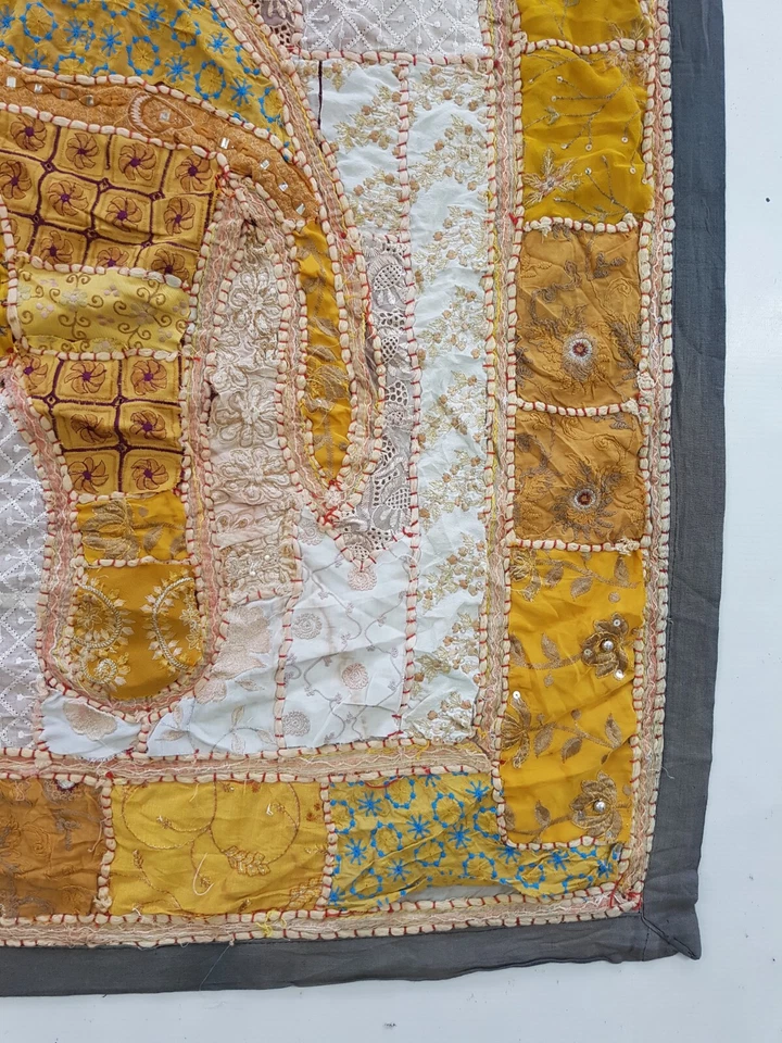 Vintage Indian Patchwork Embroidered Elephant Wall Hanging Tapestry 150x99cm - Image 2 of 4