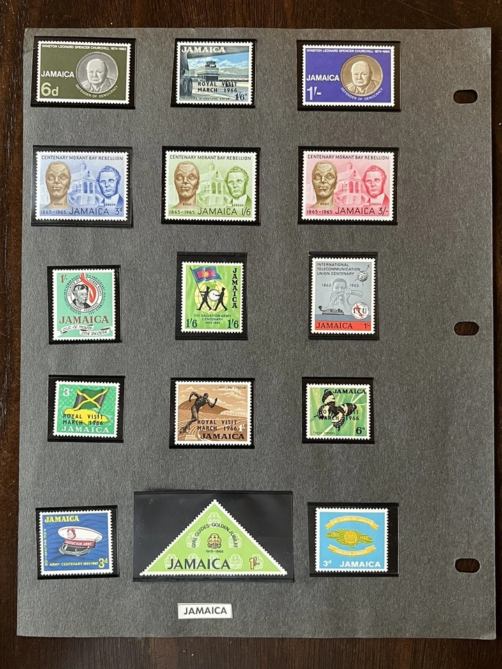 LOTE DE SELLOS JAMAICA COMO NUEVOS EN PÁGINA AMBOS LADOS EN PROTECTORES POST INDEPENDENCIA Foto 2 de 4