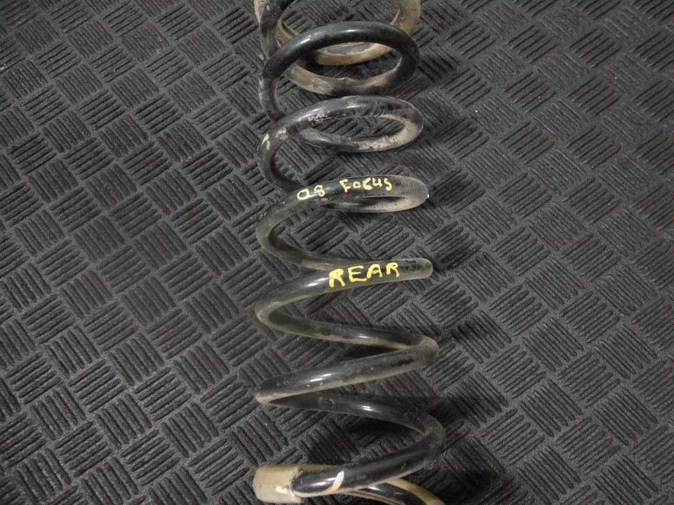 Ford Focus 2008 2009 2010 2011 muelle helicoidal trasero Foto 2 de 4
