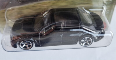 2025 Matchbox Holden VF Commodore SSV in 1/64 # JBT14 MBX Opel