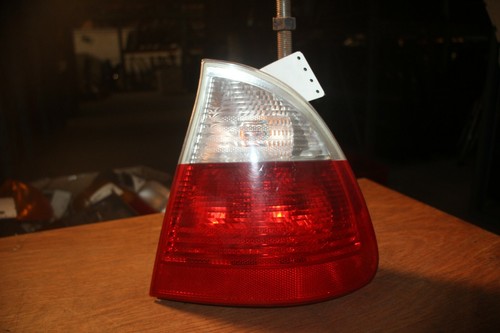 BMW 3ER (E46) 98- KOM.*RÜCKLICHT/HECKLEUCHTE* RECHTS 11/2000 AUSSEN