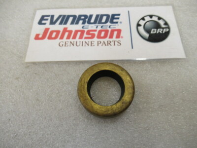 J3A Johnson Evinrude OMC 305158 Oil Retainer OEM New Factory Boat Parts