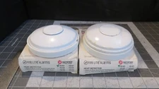 Lot of 2 Notifier HD-601  Heat Detector ( 1 Has dent Top) 135°F (57°C)