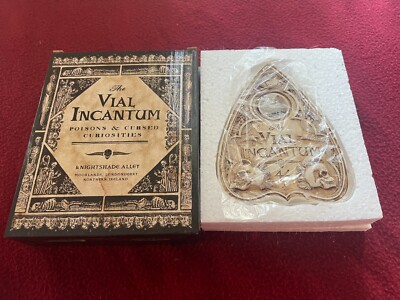 Harry Potter Planchette Wizarding Trunk Halloween Skulls Exclusive Vial Incantum