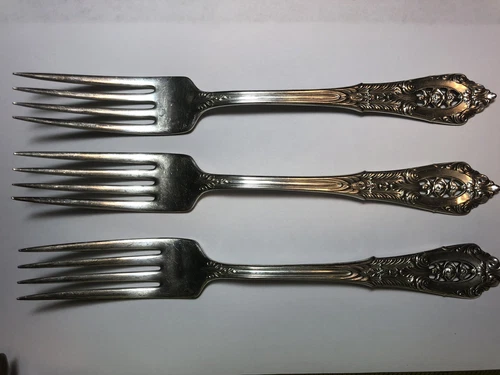 1 FORK, WALLACE ROSE POINT STERLING FLATWARE DINNER FORK Monogrammed D