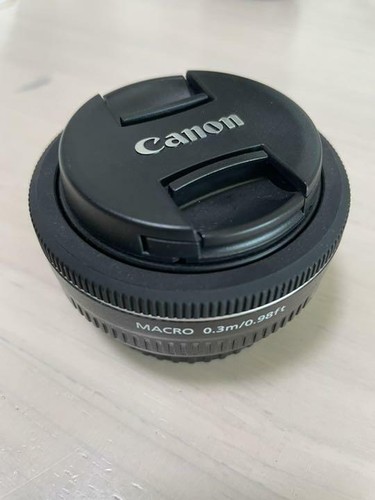 Canon EF 40mm f/2.8 STM Pancake Lens-black