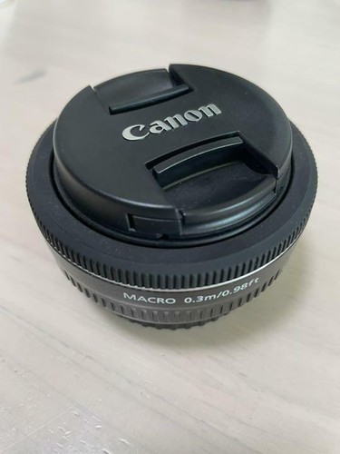 Canon EF 40mm f/2.8 STM Pancake Lens-black - Picture 1 of 3