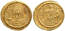 BYZANTINE EMPIRE. Justin II. Gold Solidus, AD 565-578. Constantinople.