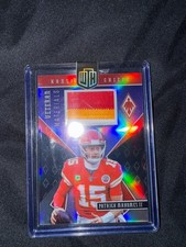 2020 Panini Phoenix Veteran Materials Purple /35 Patrick Mahomes II #20