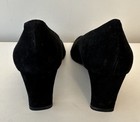 Stuart Weitzman Bandexsvelt Black  Suede Pumps Pointy Toe Size 9.5 NICE — photo 5