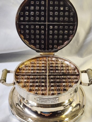 VINTAGE 1920's WINCHESTER REPEATING ARMS CO. ELECTRIC WAFFLE IRON NO. W36! - Picture 7 of 10