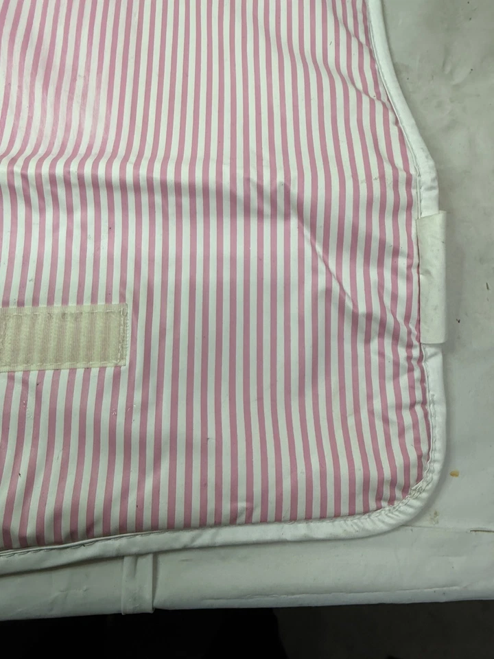 Trocador vintage dos anos 1980/1990 para saco de fraldas listrado rosa PVC plástico vinil - Imagem 4 de 4