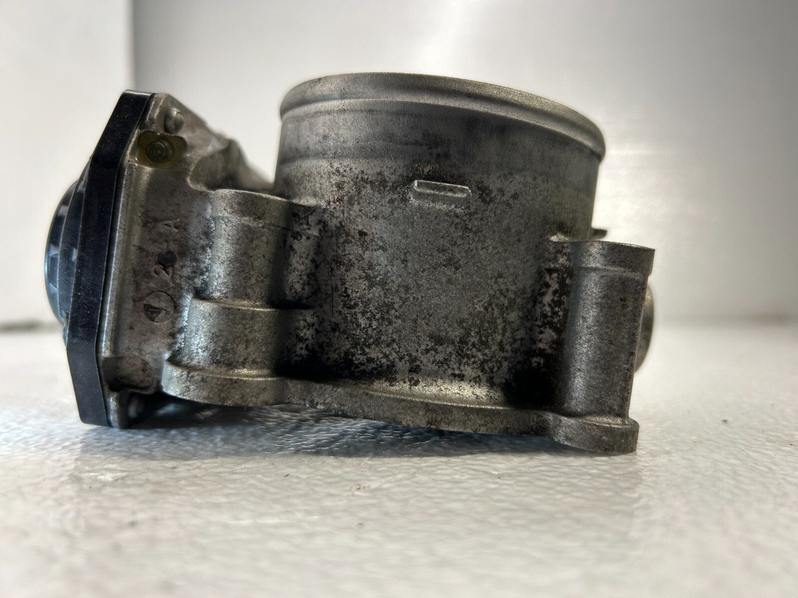 30711551 050906 9g06 0541 00684 31216327 Volvo Throttle Body 2004 to