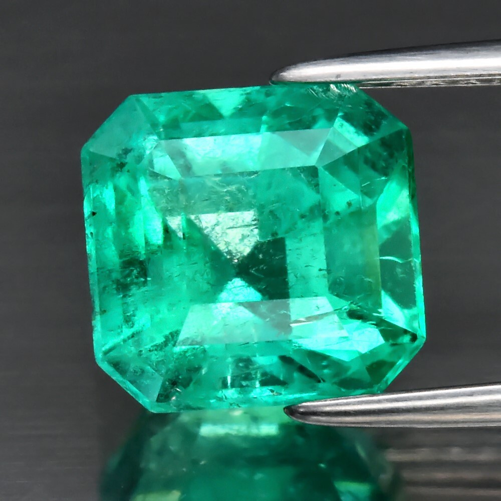 Emerald Green s-l400.jpg
