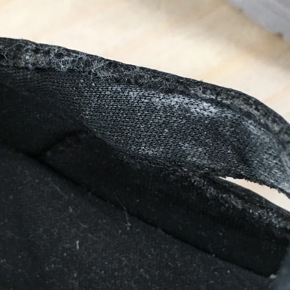 Croft And Barrow Shoes Womens 8M Silver Bell TStrap Mary Jane Black Faux Leather - Image 4 of 4