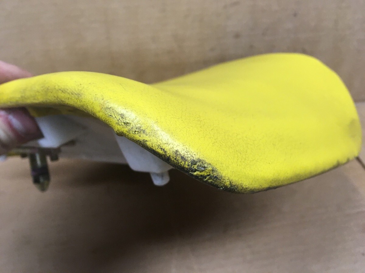 1996-2003 Kawasaki ZX7R ninja, front driver seat, #1127192 1996-2003 Kawasaki ZX7R ninja, front driver seat, #1127192