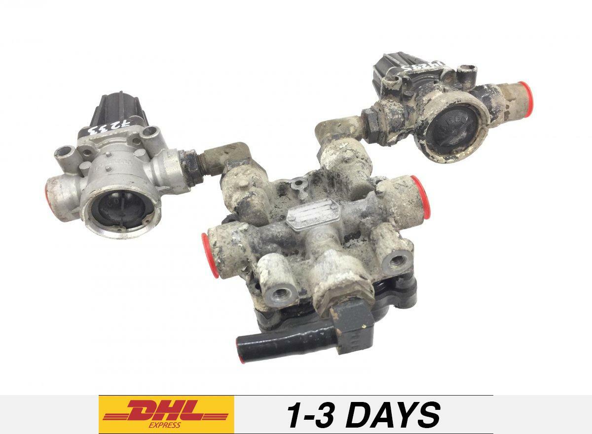 81521516095 WABCO FourCircuit Protection Valve W/ Pressure Limiting