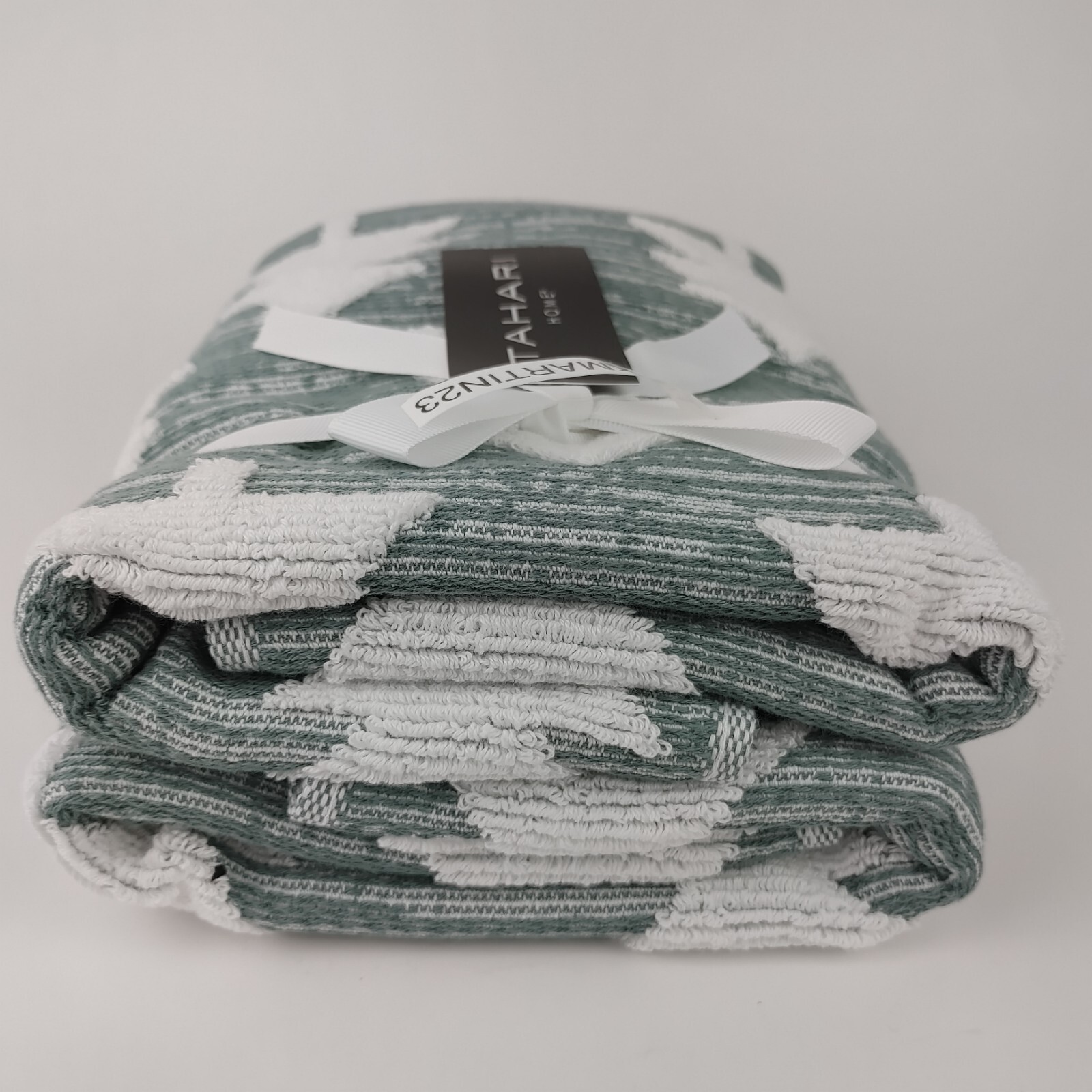 Set of 2 Tahari Home Raised Christmas Tree Bathroom Hand Towels Sage