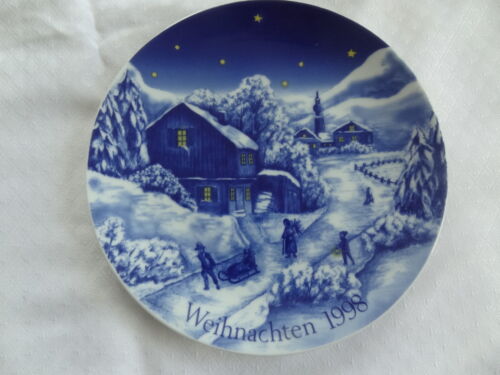 Christmas plate 1998 wall plate porcelain cobald blue snowy mountain village - Picture 1 of 2