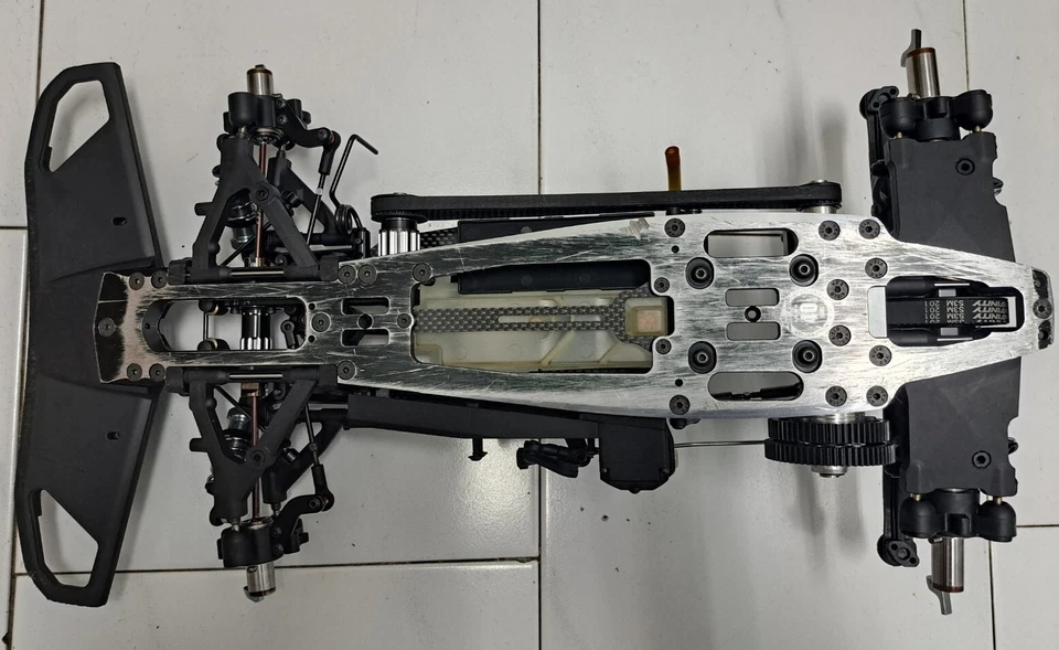 Serpent 989 - Imagen 2 de 4