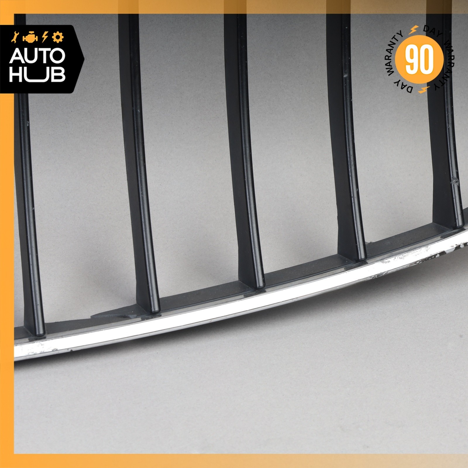 08-16 Maserati GranTurismo M145 Radiator Bumper Grill Grille 68250900 OEM 66k
