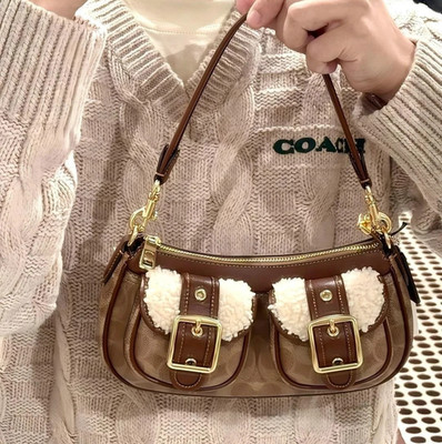 NWT COACH x PEANUTS Teri Shoulder Bag Tan Brown Snoopy Print CBJ88 OUTLET FREES