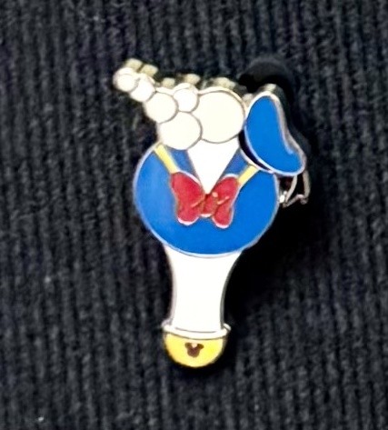 Disney WDW Wave B 2025 Hidden Mickey  Donald Duck  Bubble Wand Pin