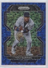 2022 Panini Prizm Tier II Blue Donut Circle 125/199 Yuli Gurriel #189 0s1o