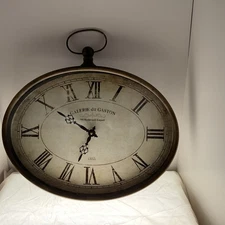 Oval French Wall Clock Vintage Style, Galerie du Gaston Pre-owned Tested Working