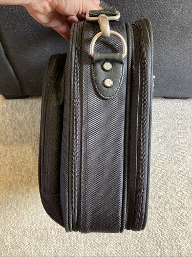Used Dell Black Laptop Notebook Bag Hard Case with Shoulder Strap. (Original) - Photo 14/24