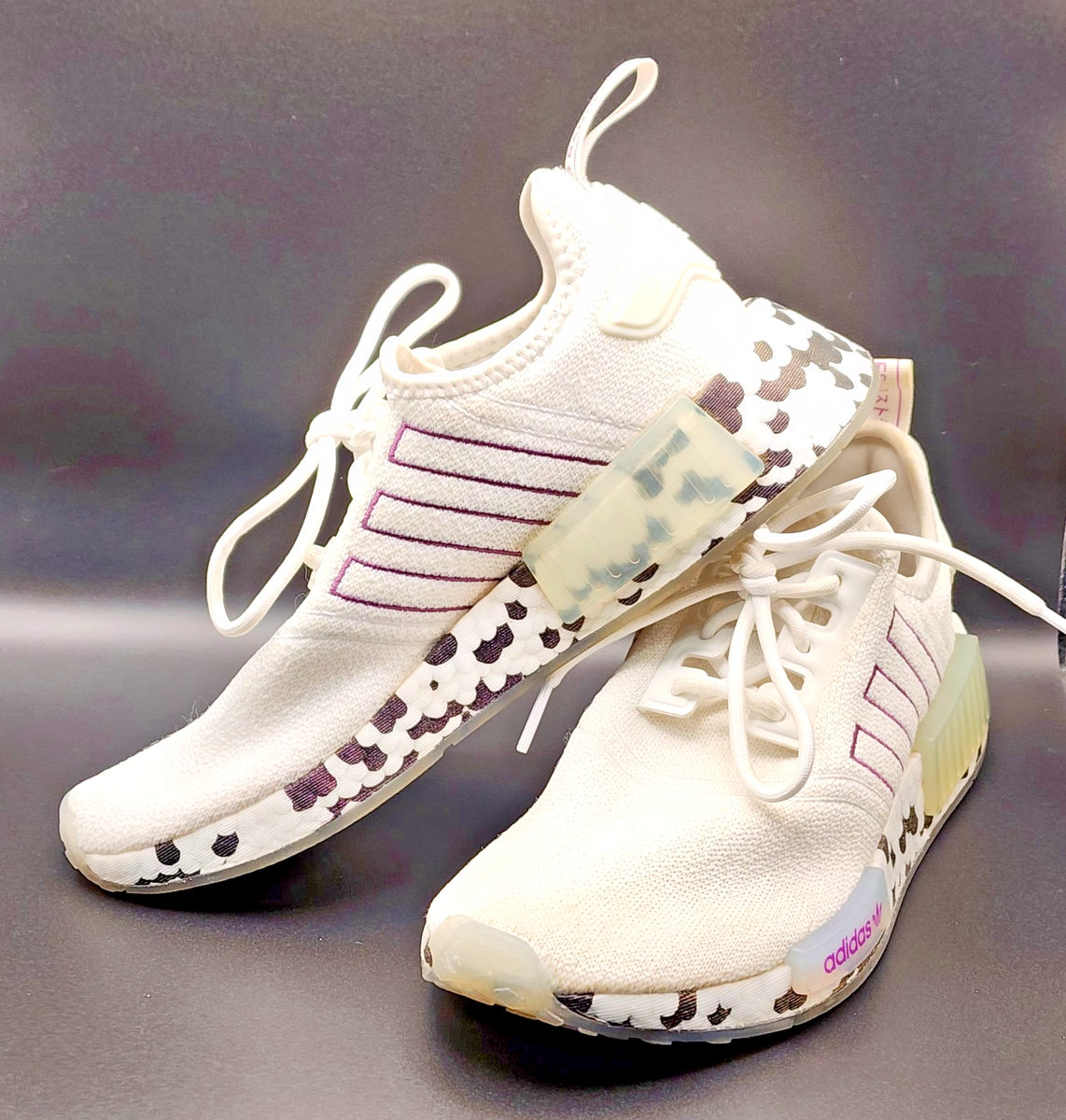 Nmds Nmd R1 Vs Ultra Boost 20 Adidas NMD R1 Boost White Black