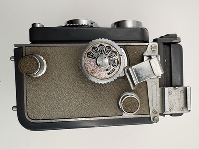 Yashica-44 TLR 127 Film Camera Yashikor 60mm f/3.5 Tested Working
