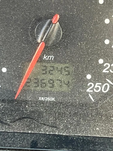 Cappuccio per CITROEN C5 BERLINA 2.0 HDi SX 2002 202147 - Foto 9 di 10