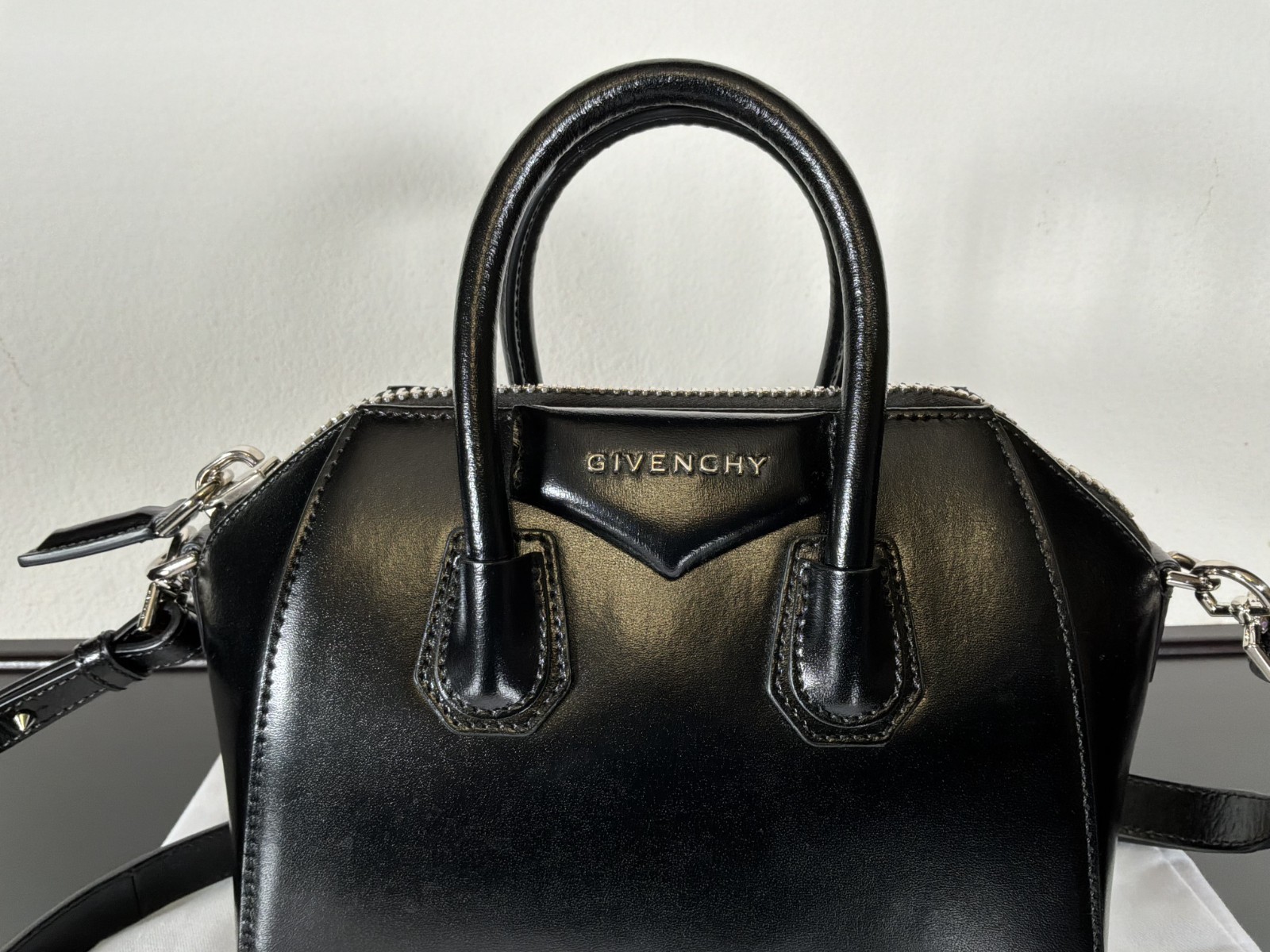 Givenchy Mini Authentic Givenchy Mini Antigona Le… - image 1