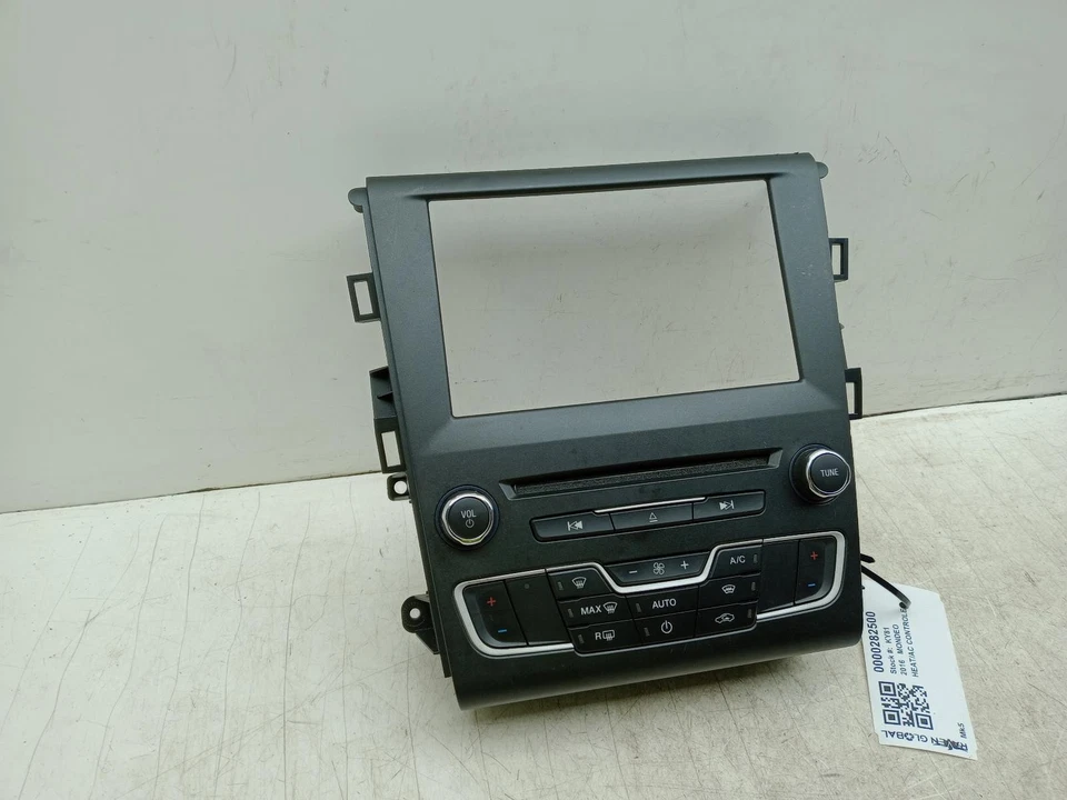 FORD MONDEO AC AIR CON HEAT CONTROL PANEL HS7T18E245ACA MK5 2014 - 2019 - Image 3 of 4