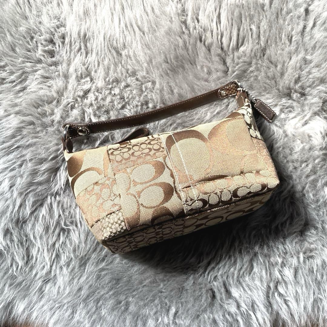 バッグ COACH patchwork accessory pouch shoulder COACH Patchwork Accessory Pouch Bag COACH/コーチ コーチCOACH