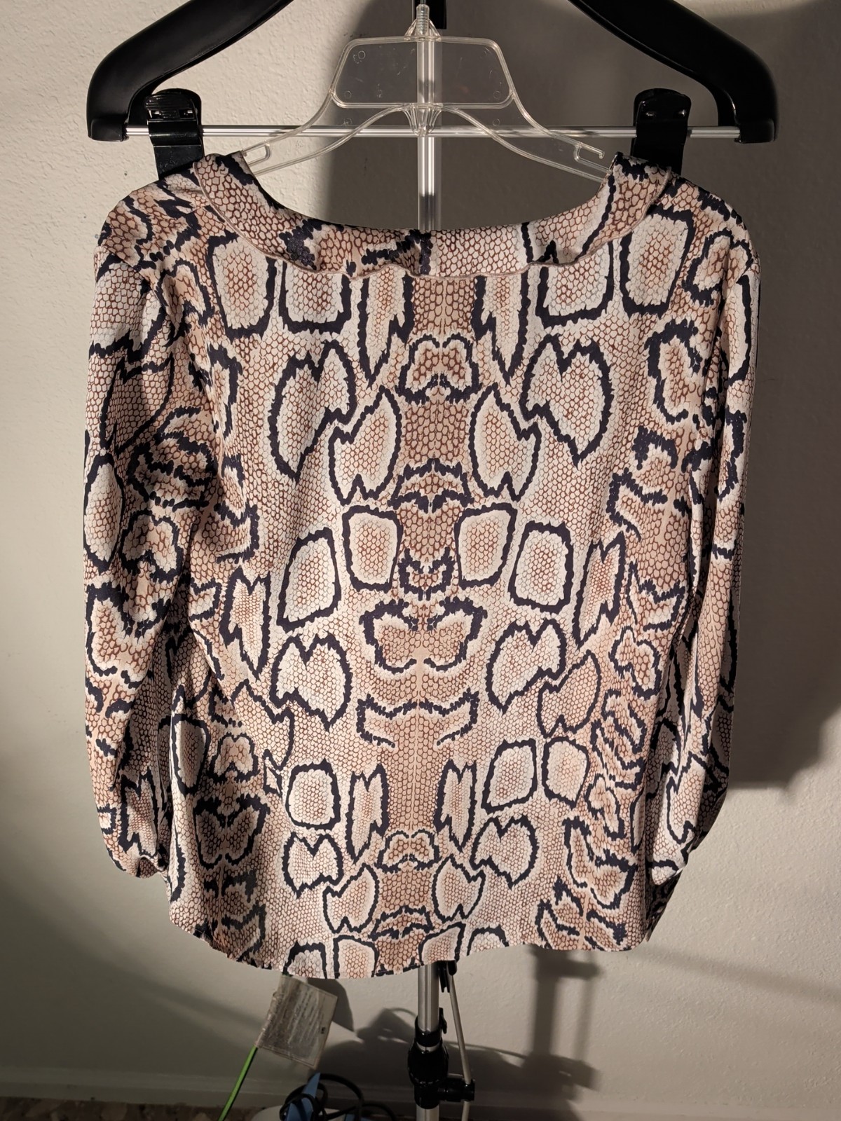 Cabi Jacket/Blouse Combo Size S Python Print Long… - image 17